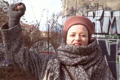 Dáša ze seriálu Most!: Ministře, prosím, postavte se za lidi, přírodu a klima