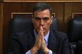 Španělský premiér Pedro Sánchez v parlamentu.