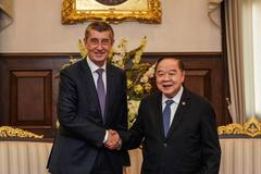 Andrej Babiš místopředsedou thajské vlády a ministrem obrany Prawitem Wongsuwanem