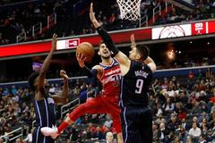 Tomáš Satoranský vs Orlando v NHL 2019