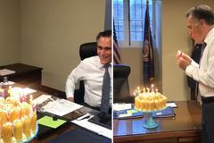 Pěkně jedna po druhé. Mitt Romney vyvolal vášnivou debatu o sfoukávání narozeninových svíček