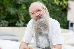 Jazykovědec Karel Oliva