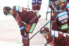 hokej, extraliga 2018/2019, Sparta - Třinec, smutek hráčů Sparty