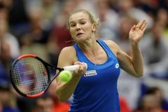 Kateřina Siniaková ve Fed Cupu 2019 proti Buzarnescuové