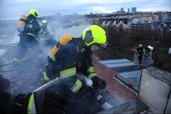 požár přípotoční hasiči ilustrace ilustrační