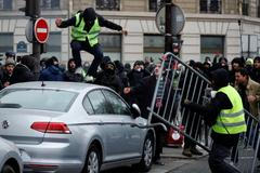 Protesty žlutých vest v Paříži