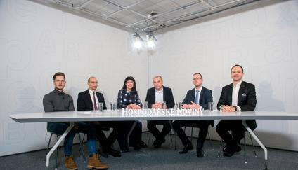 Přechod k bezhotovostní společnosti může uspíšit i stát