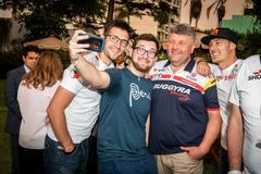 Rallye Dakar 2019: Čeští účastníci na velvyslanectví v Limě