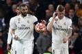 Karim Benzema a Toni Kroos po vyřazení z LM 2018-19