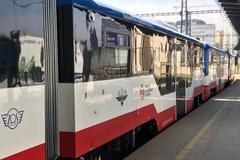 Mravenci na trati. Nové modernizované soupravy ze Slovenska - ŽOS Trnava