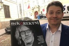 Poslanec ANO Patrik nacher se svým novým časopisem s názvem Nekorektní