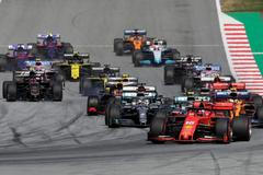 Start Velké ceny Rakouska formule 1 2019