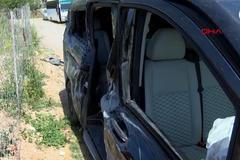 Dveře vozu se otevřely, Šural jimi vyletěl ven. AP zveřejnila záběry vraku