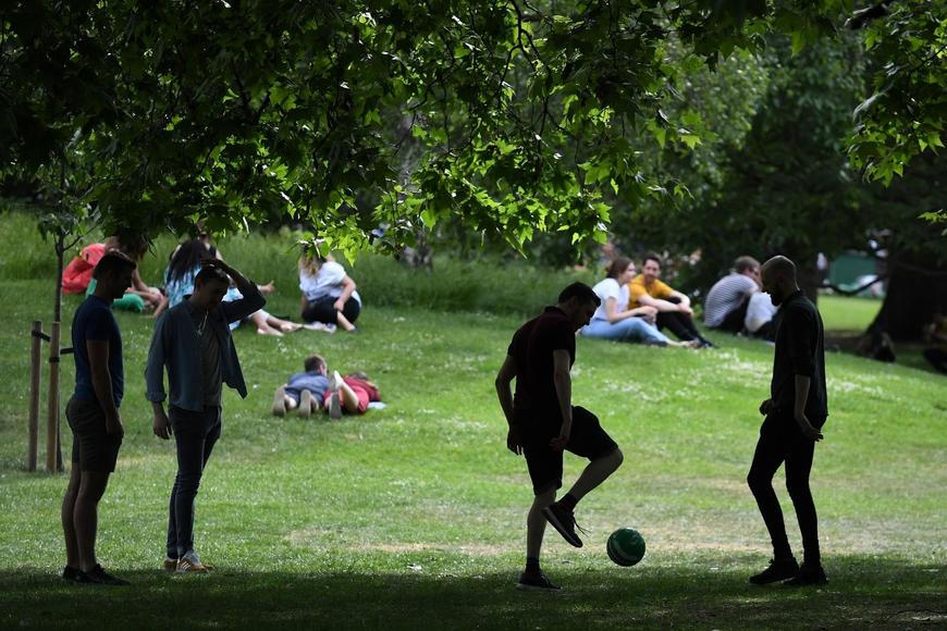 Rok 2025 patřil za poslední desetiletí mezi spíše teplé a suché, uvedli meteorologové