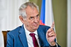 Miloš Zeman gesto