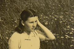 Vlasta Černá v mladém věku.