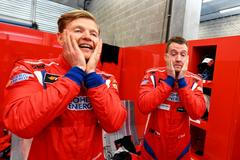 Ferrari týmu Scuderia Praha při dvanáctihodinovce ve Spa-Francorchamps