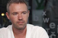 Letenky můžou být ještě levnější, umíme najít spoje jako nikdo na světě, tvrdí Dlouhý