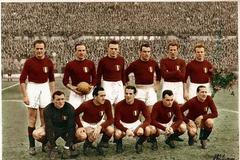 Tým FC Turín na snímku z let 1948-1949
