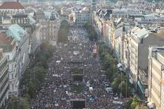 Babiš je krysař, který hraje líbivé melodie a jdou za ním davy, říká Klus