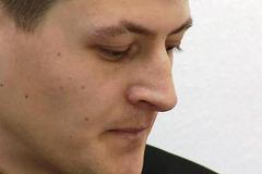 Jaroslav Schindler hraje o 17 milionů korun.