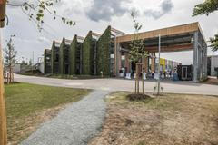 Zelená přírodní průmyslová hala LIKO-Vo společnosti LIKO-S ve Slavkově u Brna