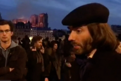 Notre-Dame je největší náboženský monument Západu, symbol Francie, říká poslanec