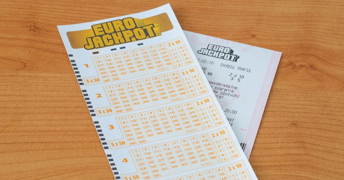 Vítěz rekordního Eurojackpotu má 2,5 miliardy na účtu, může s nimi naložit dle libosti
