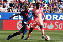 Jorge Pulido (Huesca) a Ousmane Dembele (Barcelona)