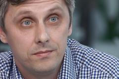 Je čas změnit pravidla pravopisu? Kvůli “bysme” na barikády nepolezu, říká lingvista