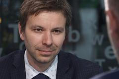 Svoboda v EU je ohrožena, evropská armáda je naše vize budoucnosti, říká lídr Pirátů