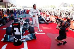 Lewis Hamilton po vítěství ve Velké ceně Španělska formule 1