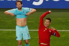 Ronaldo a Daley Blind, finále Ligy národů Portugalsko vs. Nizozemí