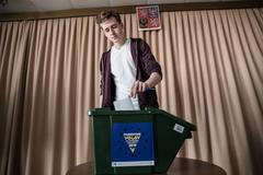 Studentské volby na Gymnáziu Jaroslava Heyrovského v Praze