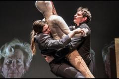 Petra Hůlová: Stručné dějiny Hnutí