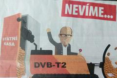 Inzerce kritizující premiéra Bohuslava Sobotku.