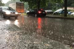 Přivalový déšť Praha Karlín