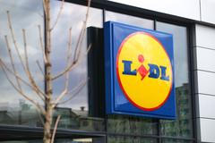 Prodejna Lidl - ilustrační foto, prodavačka, prodej, zboží, zaměstnanec, práce