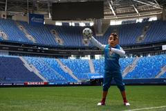 Maskot fotbalového Eura 2020 Skillzy