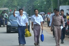 Barma propustila dva novináře agentury Reuters. Za mřížemi strávili více než 500 dní