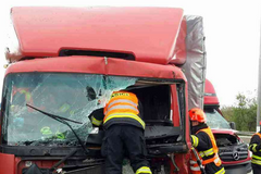 D1 nehoda hasiči