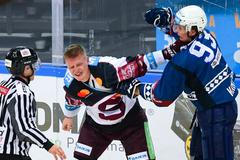 Utkání 1. kola hokejové extraligy HC Sparta Praha - HC Škoda Plzeň