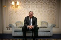 Mario Vargas Llosa