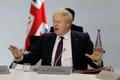 Boris Johnson na summitu G7 v Biarritzu