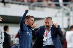 fotbal, kvalifikace ME 2020, Maďarsko - Slovensko, radost trenéra Slovenska Pavla Hapala