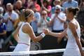 Karolína Muchová a Karolína Plíšková po v osmifinále Wimbledonu 2019