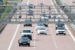 Mýto mýtné brány dálnice