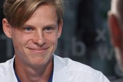 McDonald’s má problém s brčky. Nabídnu jim svoje, říká Čech, který je vyrábí ze slámy