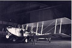 Počátky letectví - začátky společnosti CFRNA / CIDNA v Praze.