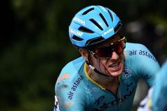 Jakob Fuglsang po pádu během první etapy Tour de France 2019